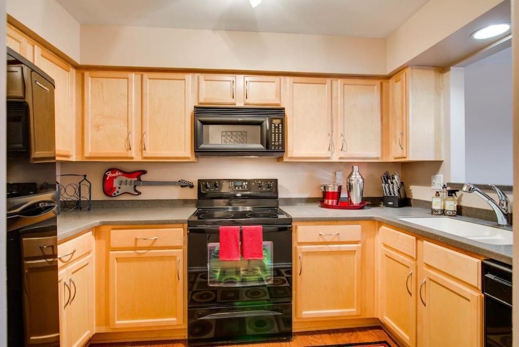 Heart Of Downtown/Walk To Broadway & The Action/Bars/Music Venues/Honky Tonks! Apartment Nashville Luaran gambar